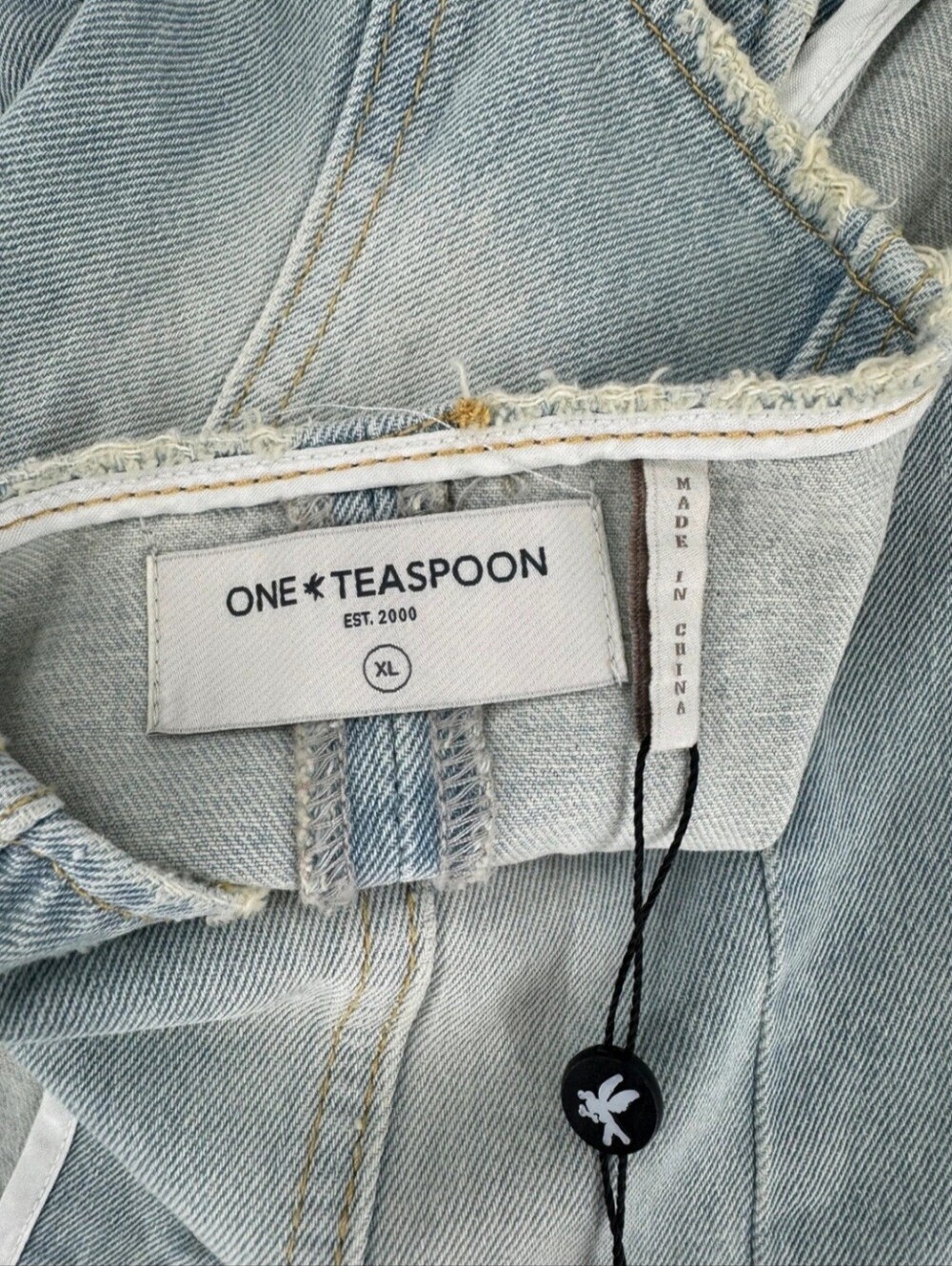 ✨ One Teaspoon NWT Old West Denim Halter Top | Size XL - Picture 4 of 8